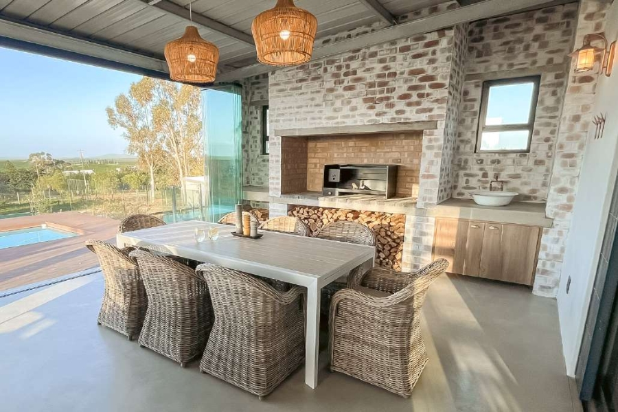 4 Bedroom Property for Sale in Koringberg Western Cape
